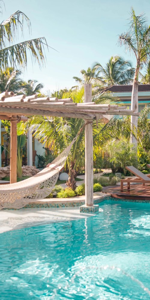 Luxury limousine in Aruba