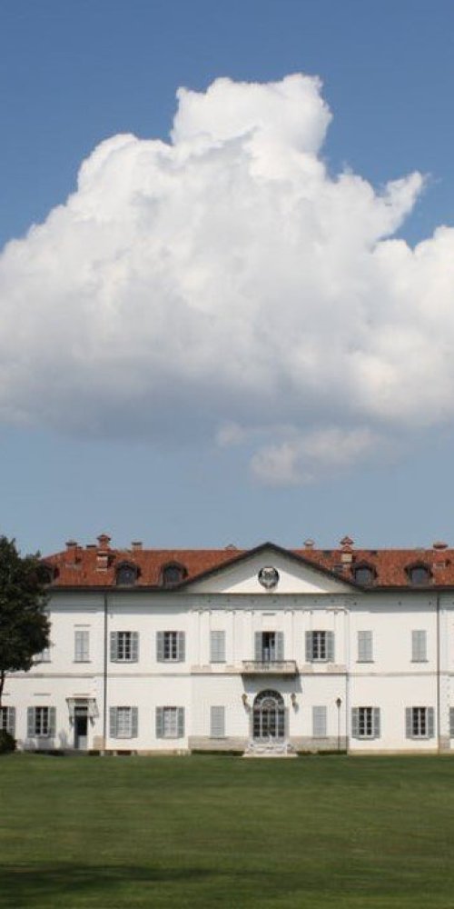 Luxury car interior Fino Mornasco