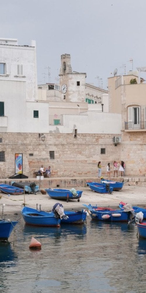 Luxury car interior, Monopoli