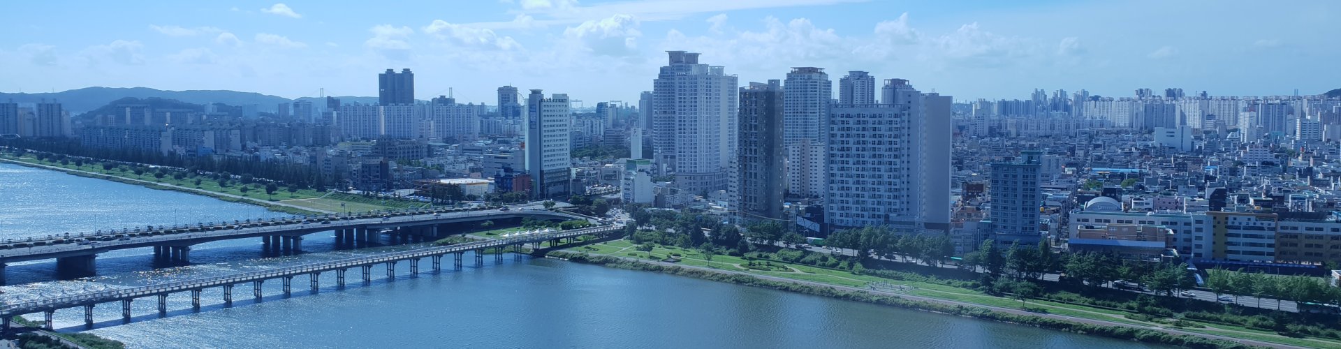 Luxury car and limousine rental in Ulsan, KR