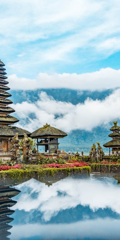 Luxurious chauffeur service in Bali