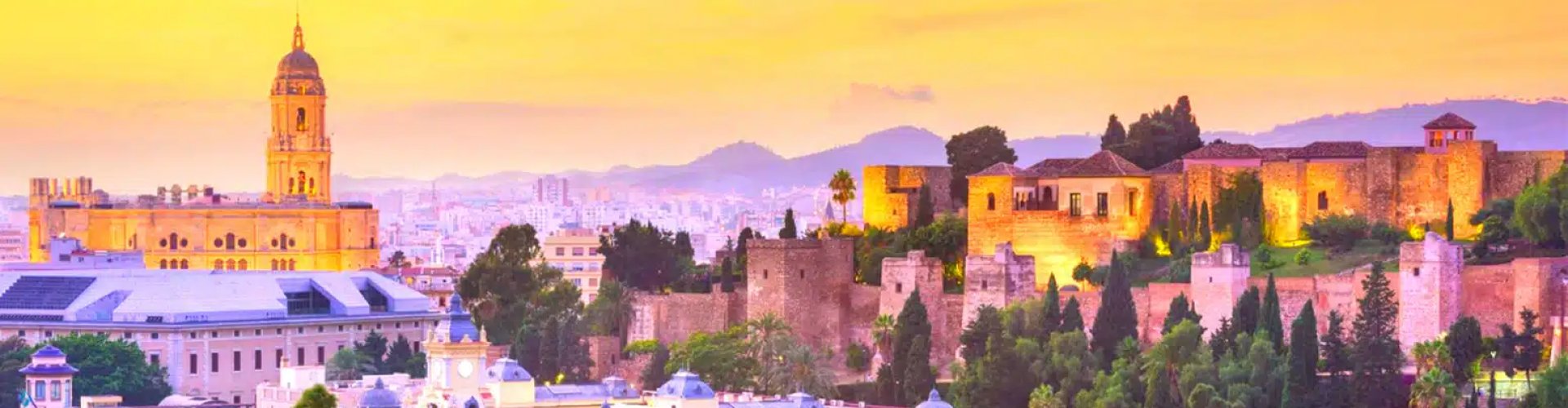 Luxury vehicle by Málaga seafront